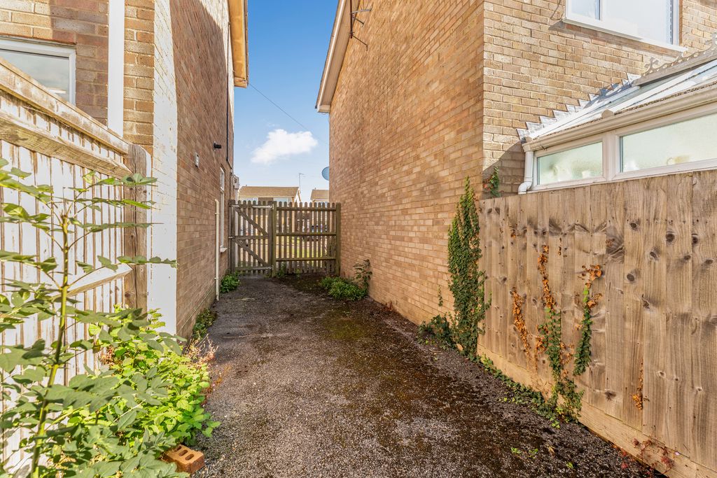 Cherrys Close Bloxham